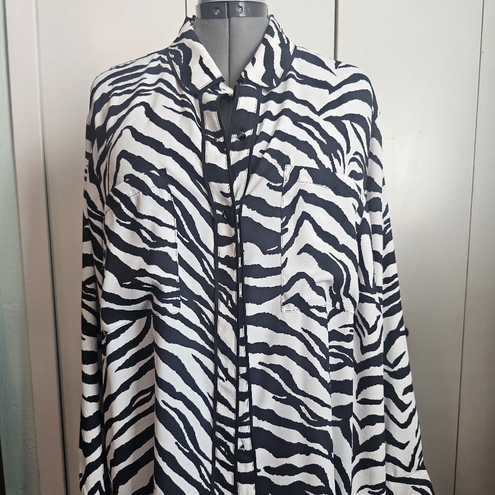 3X Jones NY Zebra shirt